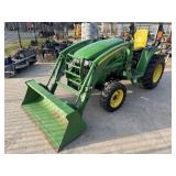 John Deere 3120 HST 4WD w/JD300x Loader/Bucket