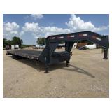 *2022 HT Gooseneck Trailer w/Mega Ramps