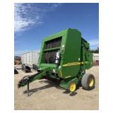 John Deere 567 MegaWide Round Baler