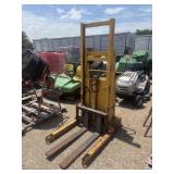 Rol-Lift Reach Lift Truck (Non-running)