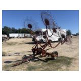 Gehl 418 8-Wheel Hay Rake
