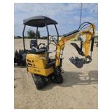 NEW AGT QK18R Mini Excavator