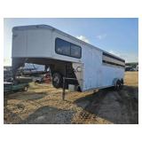 *2003 Sundowner 3 Horse Trailer