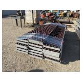 Lot of Approx 22 Conveyer Rollers