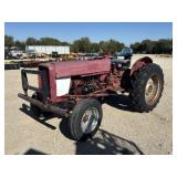 International IH 384 2WD