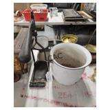 Lot of Assorted Vintage Items