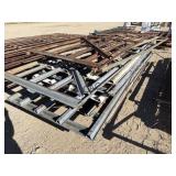 Approx 9pc Gates/Panels