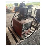 Lincoln Electric IdealArc DC-250 Welder