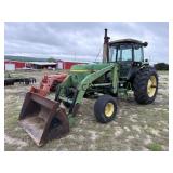 John Deere 4640 Cab w/QT5500 Loader/Bucket