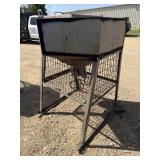 Deer Feeder