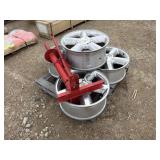 Set of OEM 20ï¿½ Chevrolet Wheels & Tire Changer