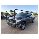 *2014 Toyota Tundra SR5 V8