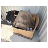 4ï¿½x4ï¿½ Gaylord Pallet of Unclaimed Freight