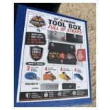 20" Aluminum Toolbox w/14pc Ratchet Straps