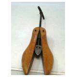 Vintage wooden shoe stretcher, size 2.