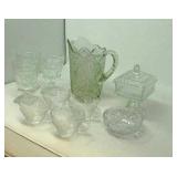 10 Pieces of vintage glassware.