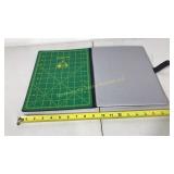 One Omni grid cutting mat and press pad