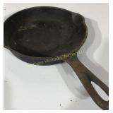 Number three Griswold box logo Cast-iron skillet