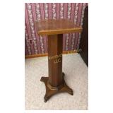 Solid wood pedestal fern stand