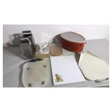 Kitchen lot. Includes large Tupperware bowl w/lid,