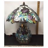 New Tiffany style table lamp.