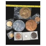 Set of novelty coins/medals.