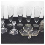 Assorted glassware and Crystal. 10 pieces.