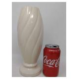 Ceramic vase marked 102 USA,