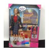 Working Woman Barbie, 1999. CD-rom, extras.