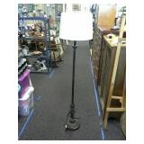 Metal base 3 way light floor lamp.