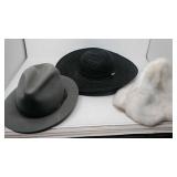 3 vintage hats one is a stetson weekender 7 1/4