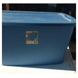 Sterilite 30-gallon tote with lid full of