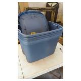 5 18 gal totes with 4 lids