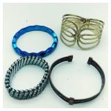 4 Bracelets