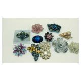 Assorted brooches