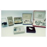 Assorted jewelry