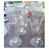 Some depression glass. 13 pieces. Pink, clear,