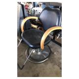 Salon swivel chair