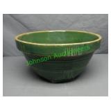Large Vintage McCoy Mixing Bowl in Green -- 10"
