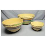 "3" McCoy stoneware bowls in blue and pink