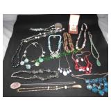 Fashion Jewelry: Necklaces in Many Colors, Styles