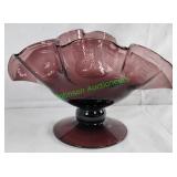Art glass amethyst vintage ruffle vase pontil