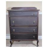 4 Drawer Chest of Drawers Queen Anne Legs