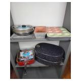 Vint Bakeware: Muffin, Cake, 3pc granite roaster
