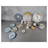 Lefton salt/pepper/sugar, souvenir plates