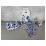 Blue Willow spoon rest, egg cup, measuring spoons