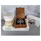 Place card holders, table cloth, salt sellers