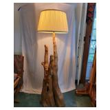 Cyprus knee floor lamp