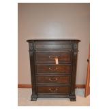 5 drawer dresser. 42"x20"x55"