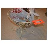 Wreath, metal decorator basket
